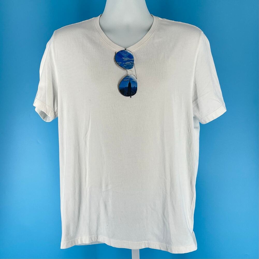 Michael Kors V Neck Sunglasses Graphic Tshirt Large